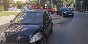 Βριλήσσια : Σύγκρουση δύο Ι.Χ αυτοκινήτων στην οδό Θερμοπυλών και Μπακογιάννη μόνο υλικές ζημίες