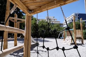 Αθήνα: 19 πλήρως ανακατασκευασμένες παιδικές χαρές στο  Δήμο Αθηναίων