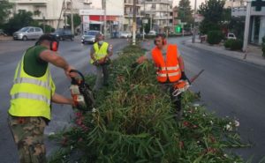 Μαρούσι : Αυτοψία του Δημάρχου Αμαρουσίου Θ. Αμπατζόγλου στις εργασίες καθαρισμού διαζώματος επί της οδού Πεντέλης