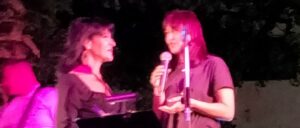 Πεντέλη: Μια μαγική συναυλία με τη γνωστή τραγουδίστρια Σοφία Βόσσου απόλαυσαν όσοι βρεθήκαν στην Πλατεία Νέας Πεντέλης