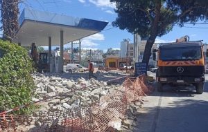 Μεταμόρφωση: Ξεκίνησε η  κατασκευή του ανισόπεδου κόμβου της Αττικής Οδού επί της οδού Τατοΐου με πλήρη χρηματοδότηση από την Περιφέρεια