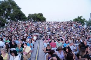 Μαρούσι: Έναρξη Φεστιβάλ Αμαρουσίου στο Αίθριο Θέατρο με την παρουσία του Δημάρχου «Συναυλία του Γιάννη Κότσιρα»