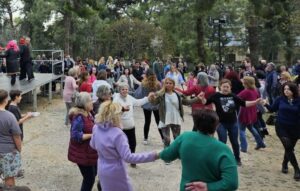 Ηράκλειο Αττικής: Στο Κτήμα Φιξ γιόρτασαν για δεύτερη συνεχόμενη φορά τα Κούλουμα οι κάτοικοι του Δήμου