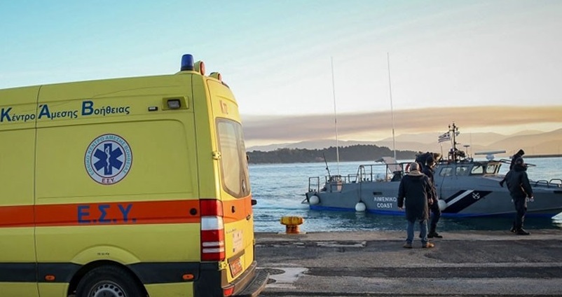 Βάρκιζα: Θάνατος επιβάτη τουριστικού σκάφους το πρωί της Κυριακής στη θαλάσσια περιοχή του κόλπου Βάρκιζας