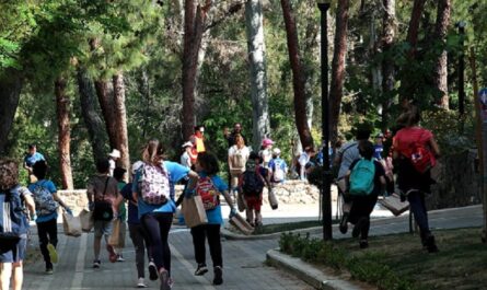 Χαλάνδρι: «Plogging 2024» Τα παιδιά κάνουν τζόκινγκ και φροντίζουν το περιβάλλον