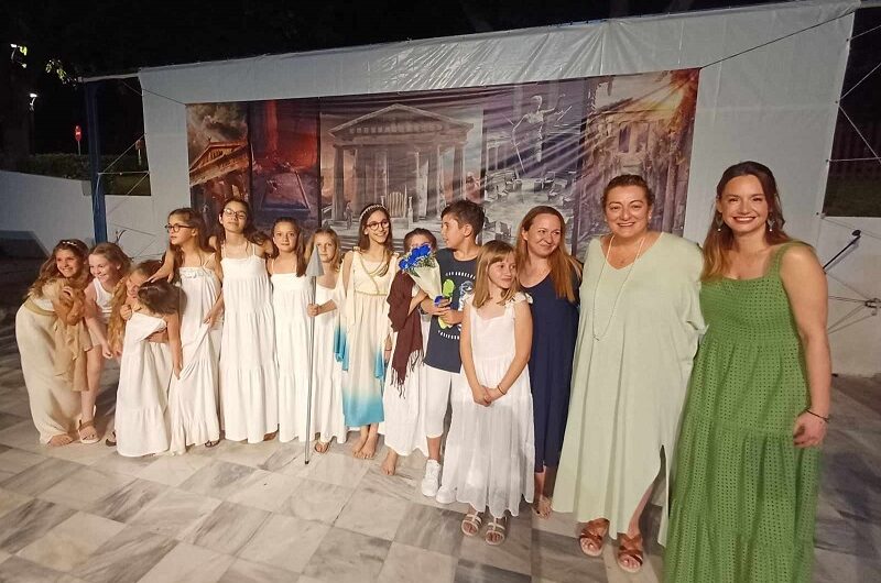 Πεντέλη: «Φεστιβάλ Νεολαίας» Εντυπωσιακό το ξεκίνημα της πρώτης μέρας στο Ανοιχτό Θέατρο Μελισσίων