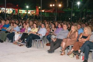 Μαρούσι: «Φεστιβάλ του Δήμου Αμαρουσίου» Καταχειροκροτήθηκε από το κοινό η παράσταση Οι «Τέλειοι Ξένοι» στο Αίθριο Θέατρο