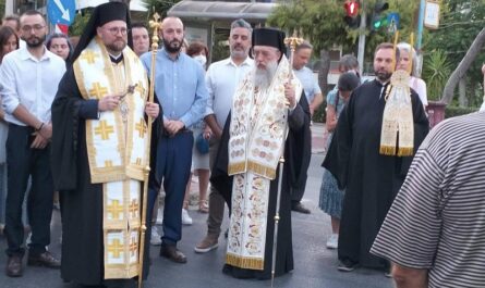 Λυκόβρυση Πεύκης: Σε πανηγυρικό κλίμα τιμήθηκε η μνήμη του Αγίου Παντελεήμονα πολυούχο της Πεύκης