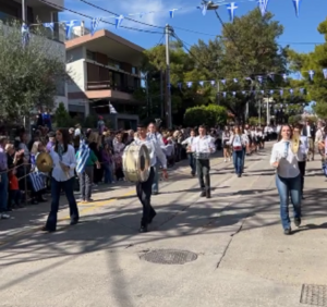 Βριλήσσια : Με λαμπρότητα και επισημότητα ο εορτασμός της Εθνικής Επετείου της 28ης Οκτωβρίου