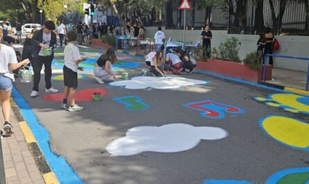 Ηράκλειο Αττικής: «Outta Climate Festival» Τα παιδιά ζωγραφίζουν για ένα ασφαλέστερο οδικό δίκτυο