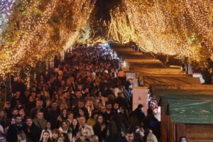 Περιφέρεια Αττικής: Δύο ξεχωριστές συναυλίες αυτό το Σαββατοκύριακο στο Χριστουγεννιάτικο Χωριό της Περιφέρειας στο Πεδίο του Άρεως