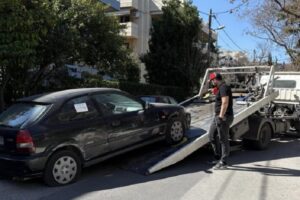 Φιλόθεη Ψυχικό: Συνεχίζετε η απομάκρυνση εγκαταλελειμμένων οχημάτων από τον Δήμο