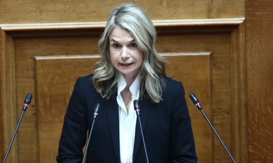 Μ Αποστολάκη: Δόθηκε προφορική έγκριση ανακριτή για τις ενέργειες που οδήγησαν στην αλλοίωση του χώρου του δυστυχήματος στα Τέμπη;